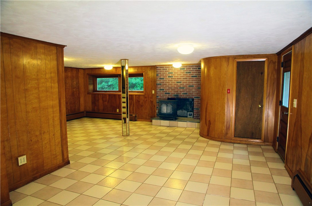 1239 Hill Farm Road Coventry, RI 02816 - Photo 20 of 22
