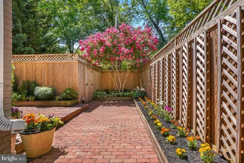 $1,895,000 | 3808 Klingle Place Northwest, Washington, DC 20016