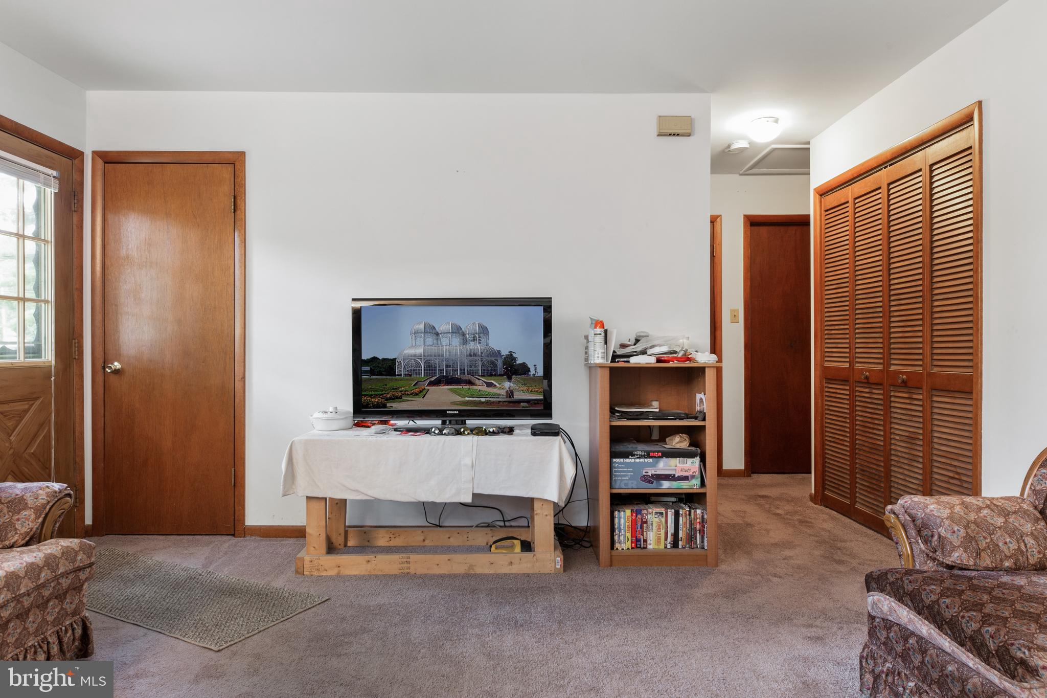 2079 South Orchard Road Vineland, NJ 08360 - Photo 22 of 38 Living Room, Left Side Unit