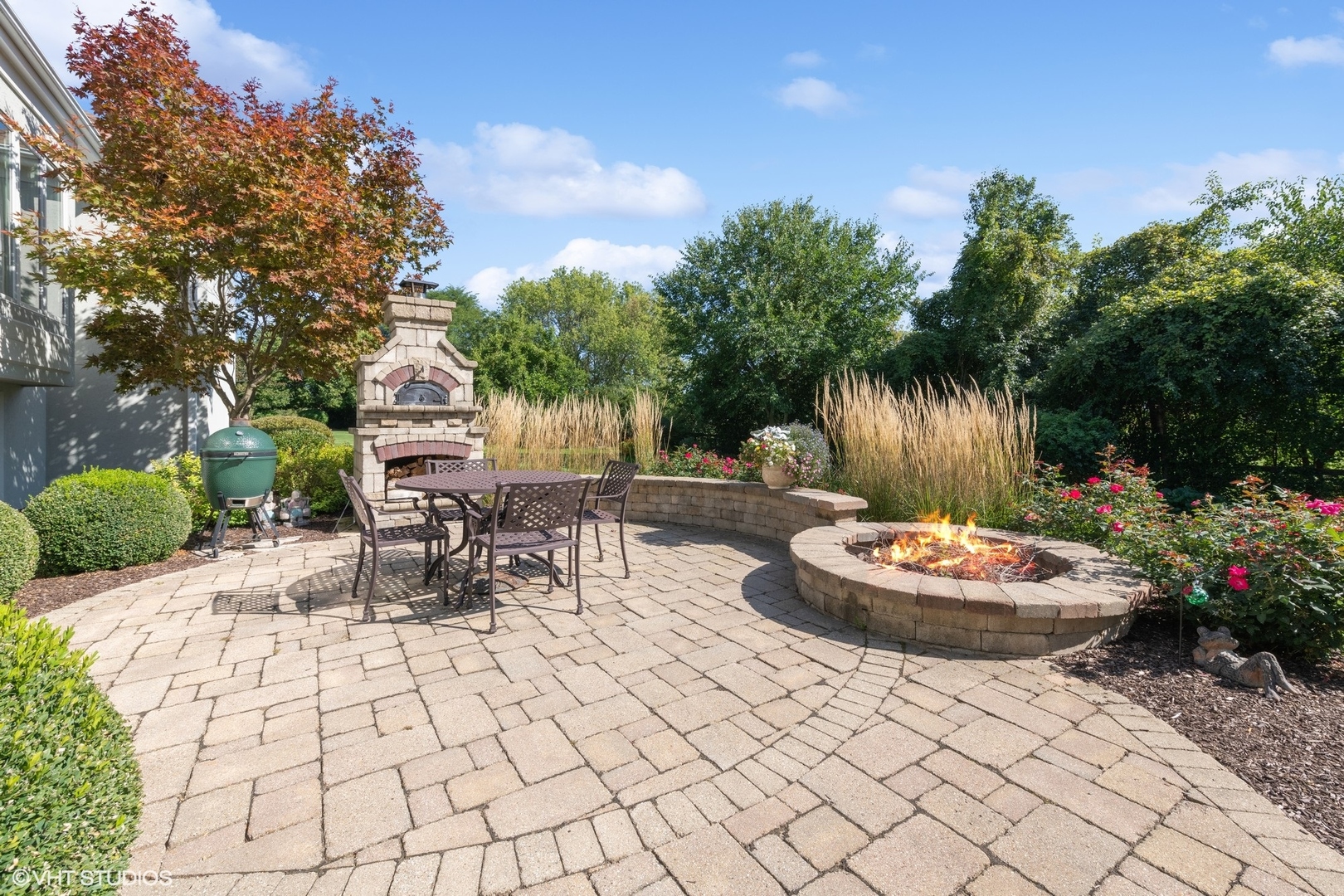 22258 North Foxtail Drive Kildeer, IL 60047 - Photo 33 of 50 a outdoor space with a patio and a garden