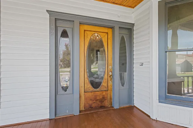 $465,000 | 106 Legion Drive, Llano, TX 78643