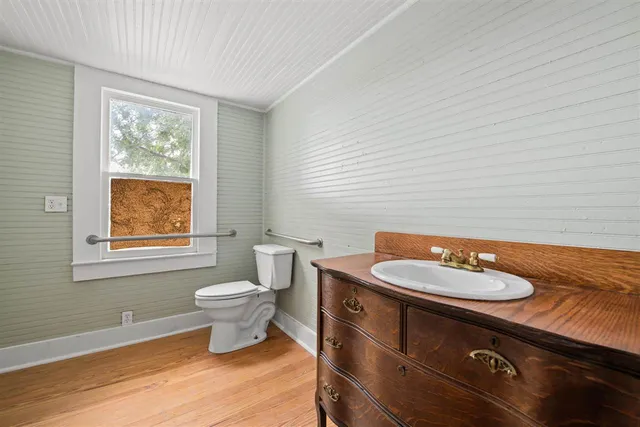 $465,000 | 106 Legion Drive, Llano, TX 78643