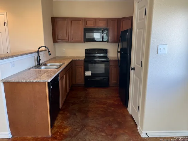 $1,225 | 16832 Dancing Ava, Unit 1, Selma, TX 78154