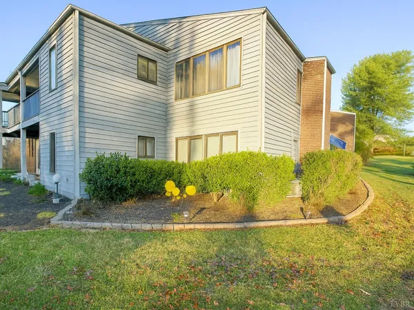 $239,999 | 101 Manor Drive, Unit A, Forest, VA 24551