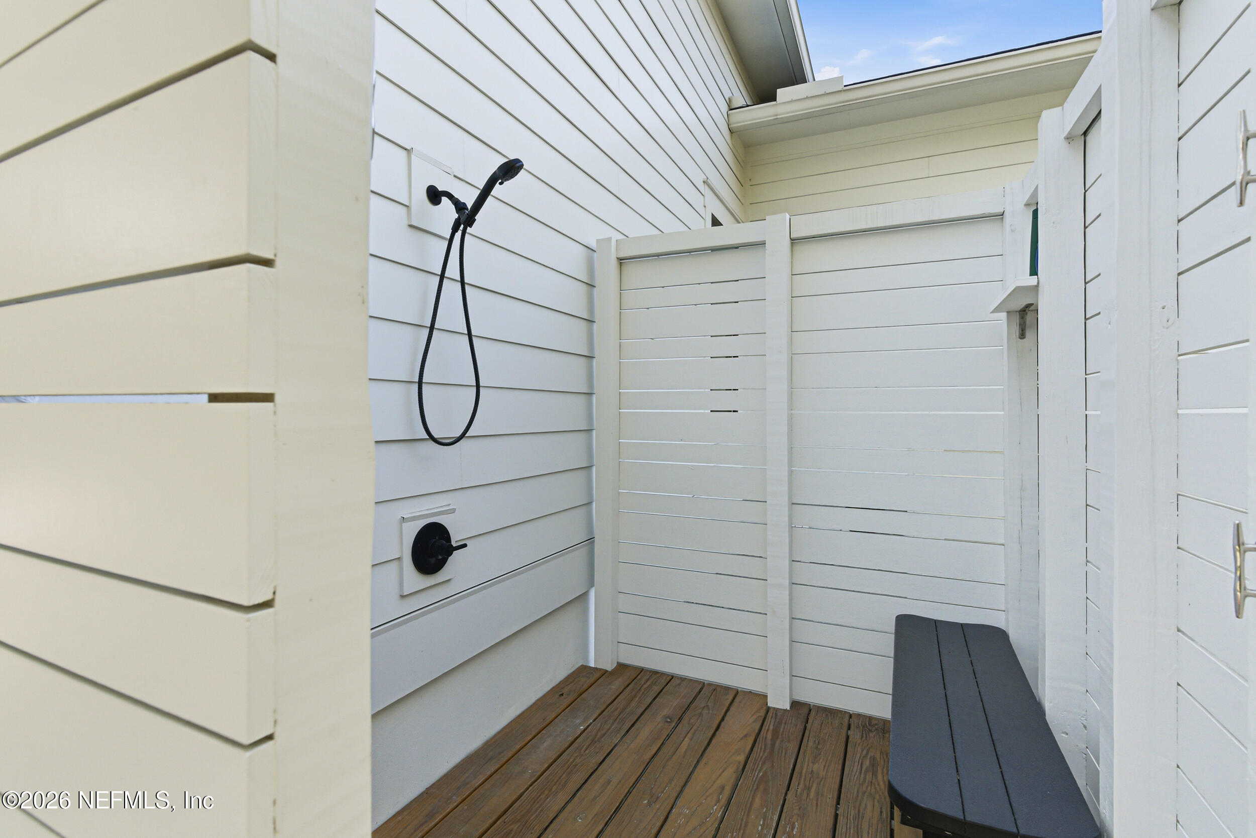 294 Sandy Cove St. Johns, FL 32259 - Photo 37 of 49 Outdoor Shower