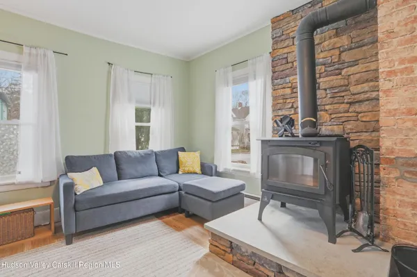 $425,000 | 95-97 Livingston Street, Saugerties, NY 12477