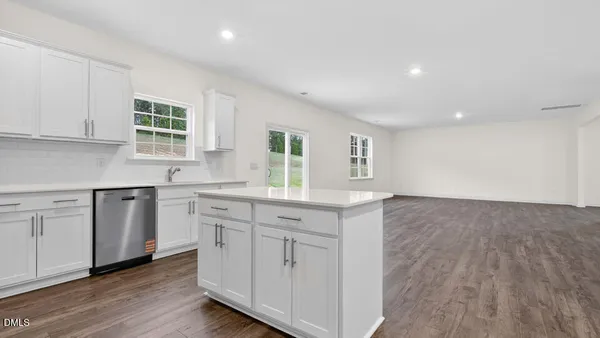 $429,740 | 3057 Platinum Circle, West End, NC 27376