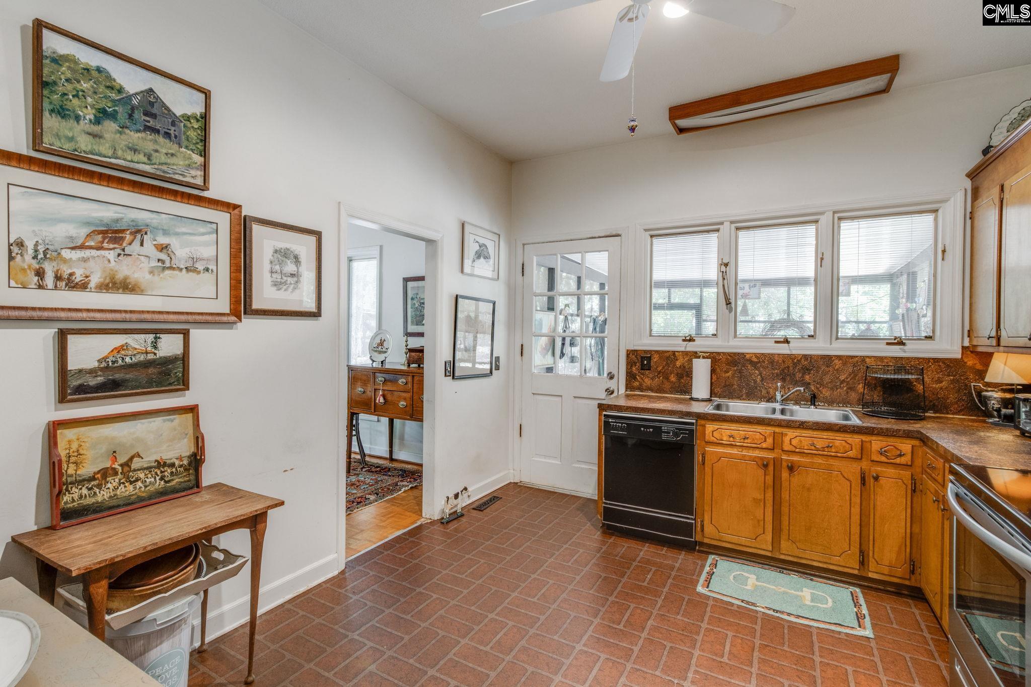 670 Red Fox Road Camden, SC 29020 - Photo 11 of 57