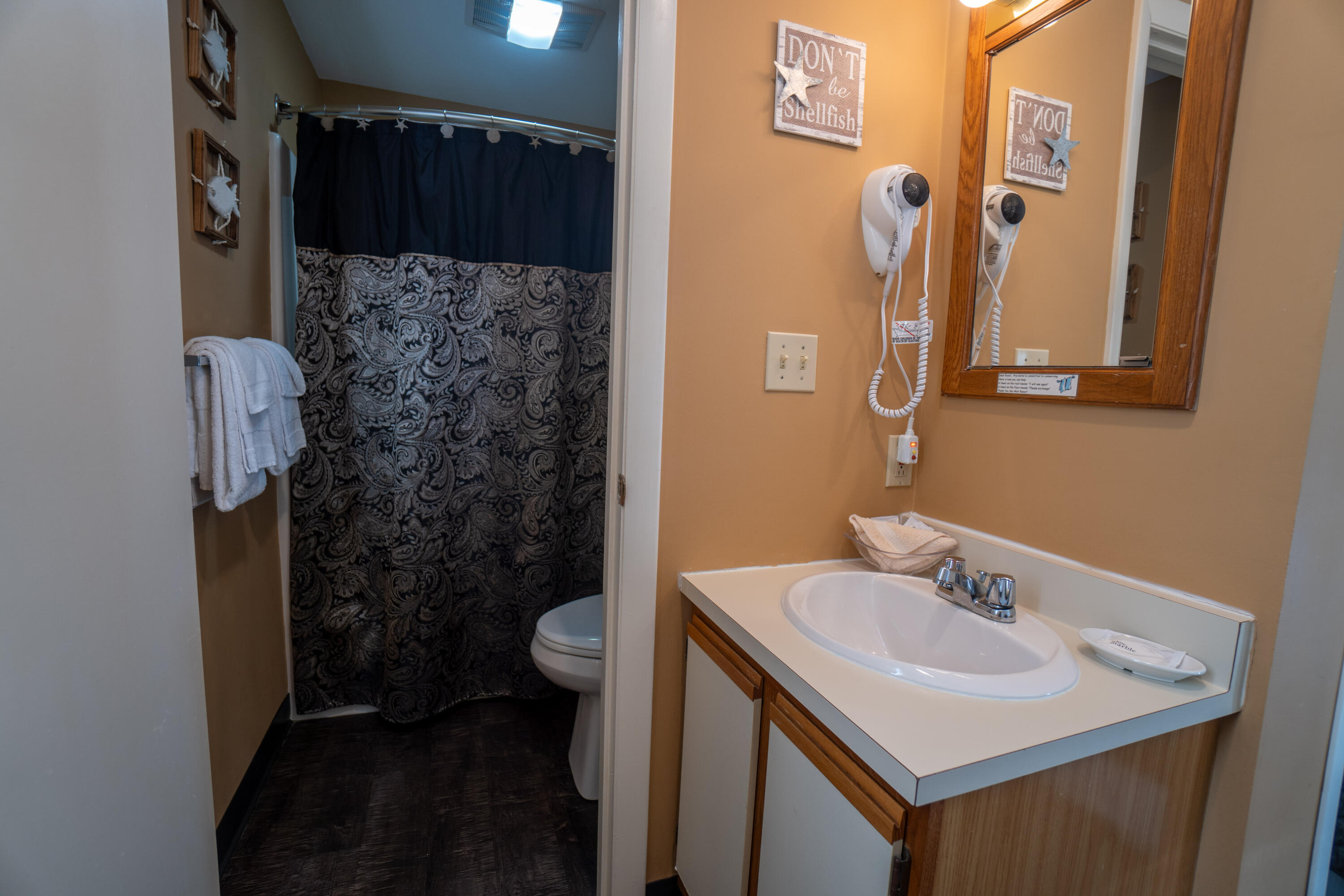 733 Post Road, Unit 212 Wells, ME 04090 - Photo 5 of 6 DSC00597-HDR