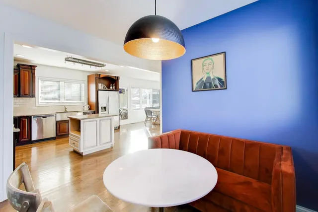 $4,850 | 229 North Myrtle Avenue, Elmhurst, IL 60126