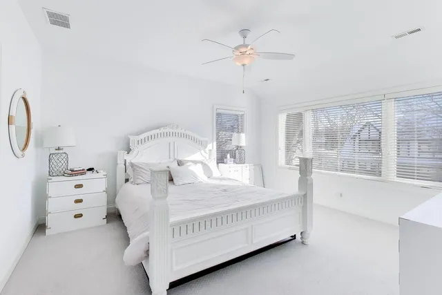 $4,850 | 229 North Myrtle Avenue, Elmhurst, IL 60126