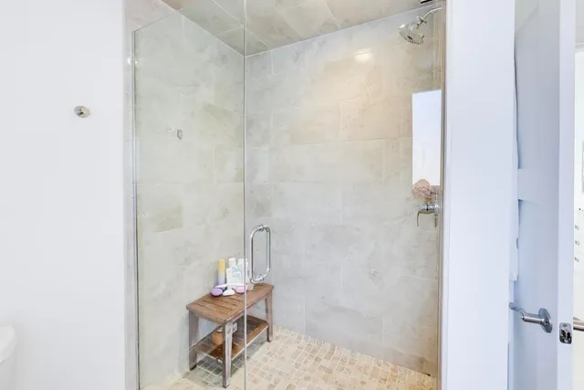 $4,850 | 229 North Myrtle Avenue, Elmhurst, IL 60126