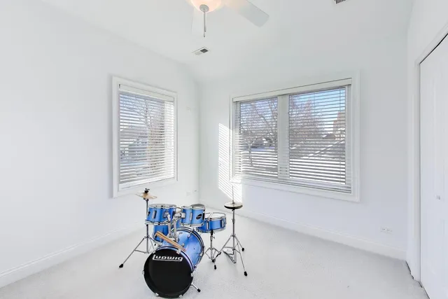 $4,850 | 229 North Myrtle Avenue, Elmhurst, IL 60126