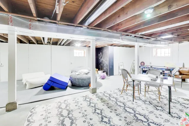 $4,850 | 229 North Myrtle Avenue, Elmhurst, IL 60126