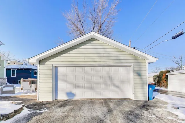 $4,850 | 229 North Myrtle Avenue, Elmhurst, IL 60126