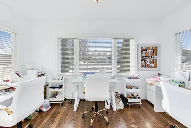 $4,850 | 229 North Myrtle Avenue, Elmhurst, IL 60126