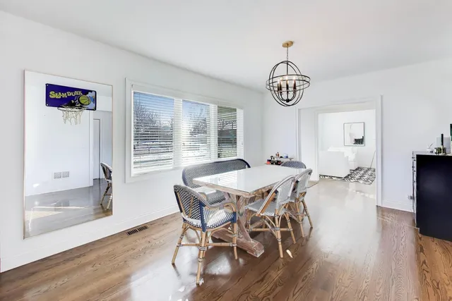 $4,850 | 229 North Myrtle Avenue, Elmhurst, IL 60126