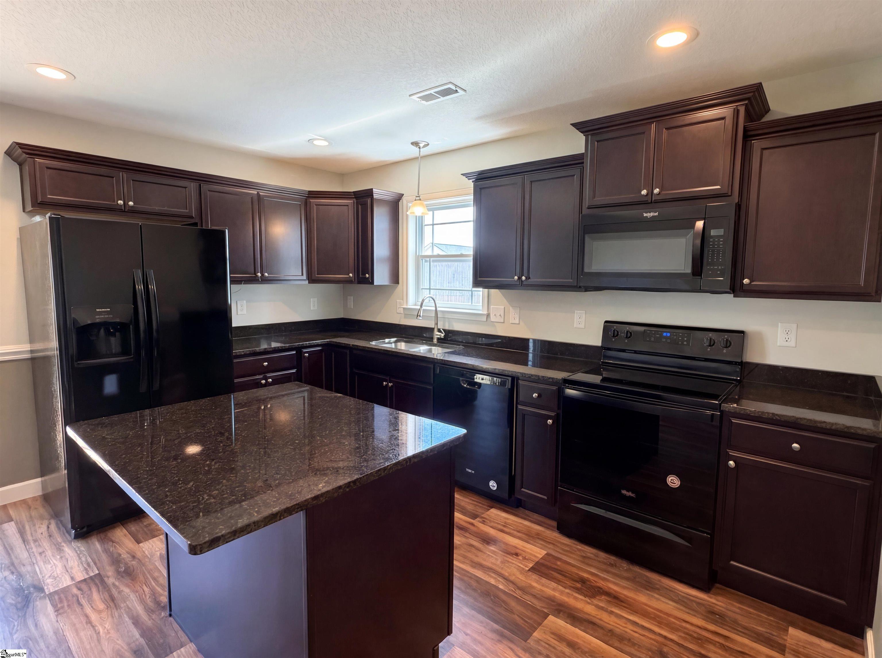 282 Highland Springs Loop Inman, SC 29349 - Photo 11 of 19