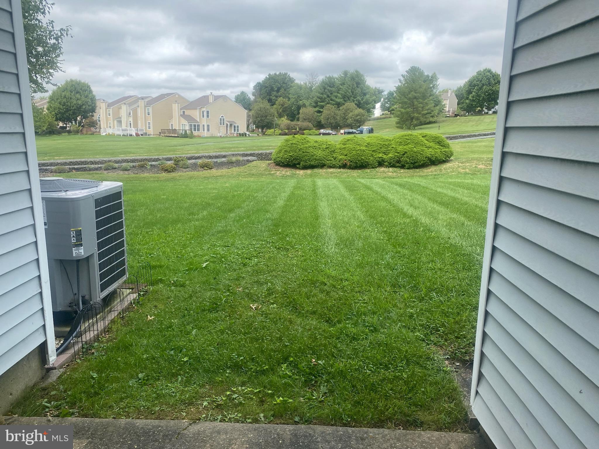 113 North Park Road Newtown, PA 18940 - Photo 2 of 15 a view of a garden from a roof deck