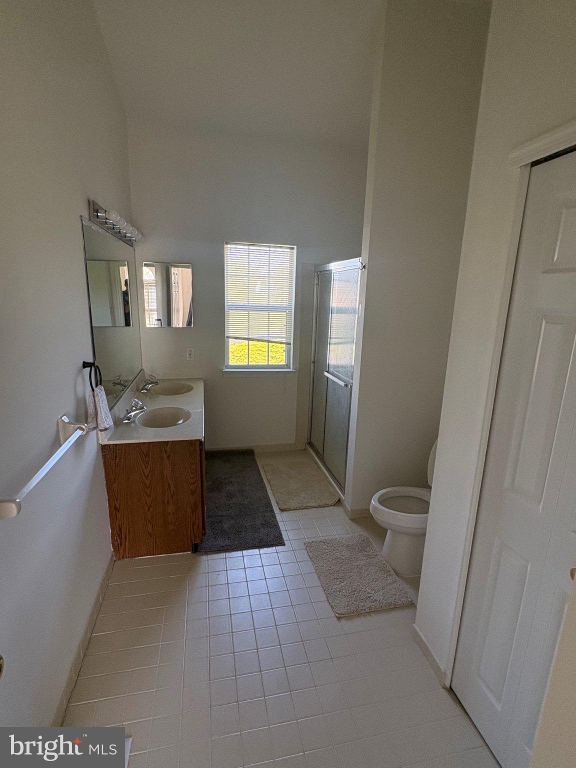 113 North Park Road Newtown, PA 18940 - Photo 22 of 27 a view of an empty room and window