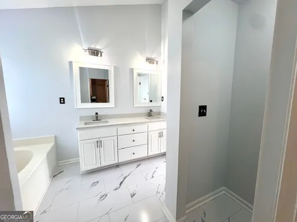 $2,600 | 3320 Northcliff Drive, Suwanee, GA 30024