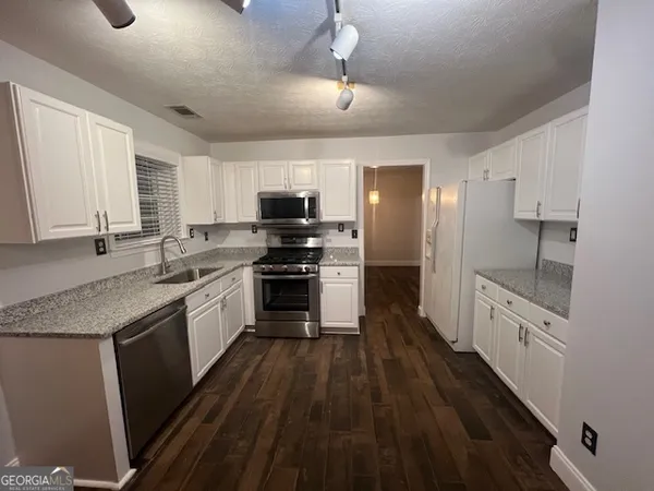 $2,600 | 3320 Northcliff Drive, Suwanee, GA 30024