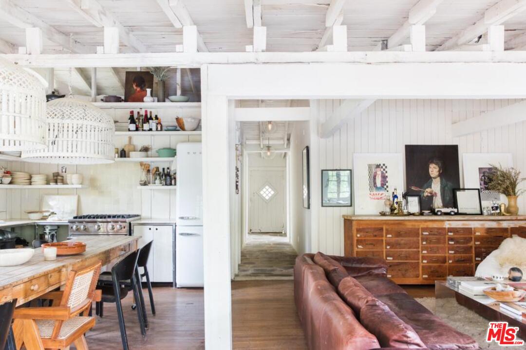 2317 Avon Street Los Angeles, CA 90026 - Photo 1 of 27