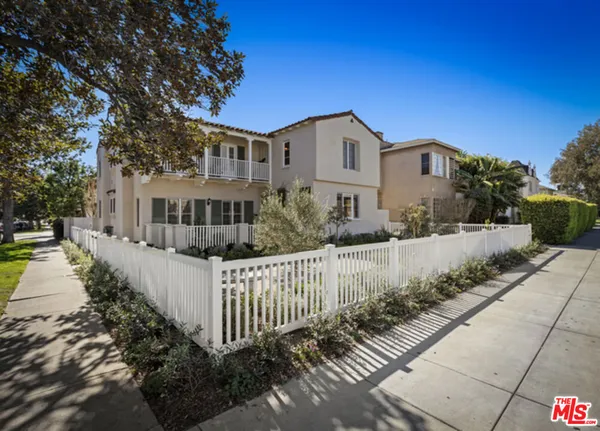 $5,500 | 8664 West Olympic Boulevard, Los Angeles, CA 90035