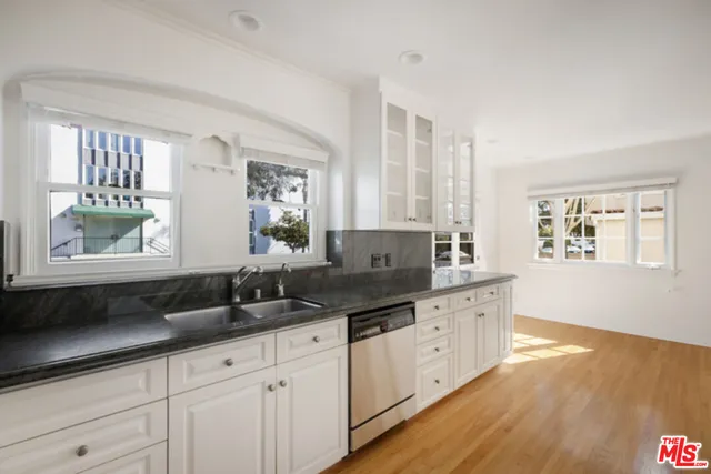 $5,500 | 8664 West Olympic Boulevard, Los Angeles, CA 90035