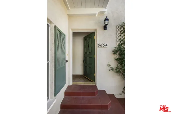 $5,500 | 8664 West Olympic Boulevard, Los Angeles, CA 90035