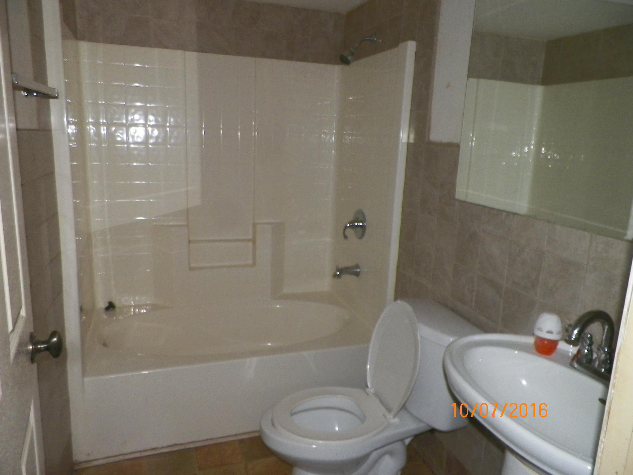 996 Overhead Bridge Road Hampshire, TN 38461 - Photo 3 of 12 bath 2