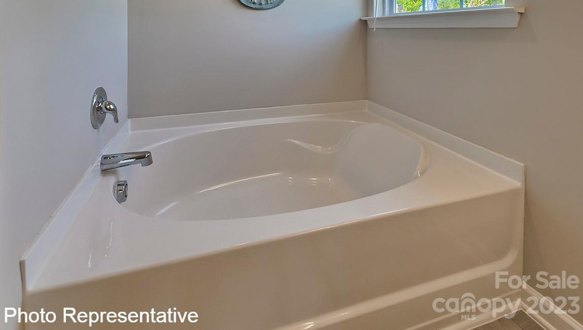 48 Burdock Road Fletcher, NC 28732 - Photo 28 of 30 a close view of a bathtub in bathroom