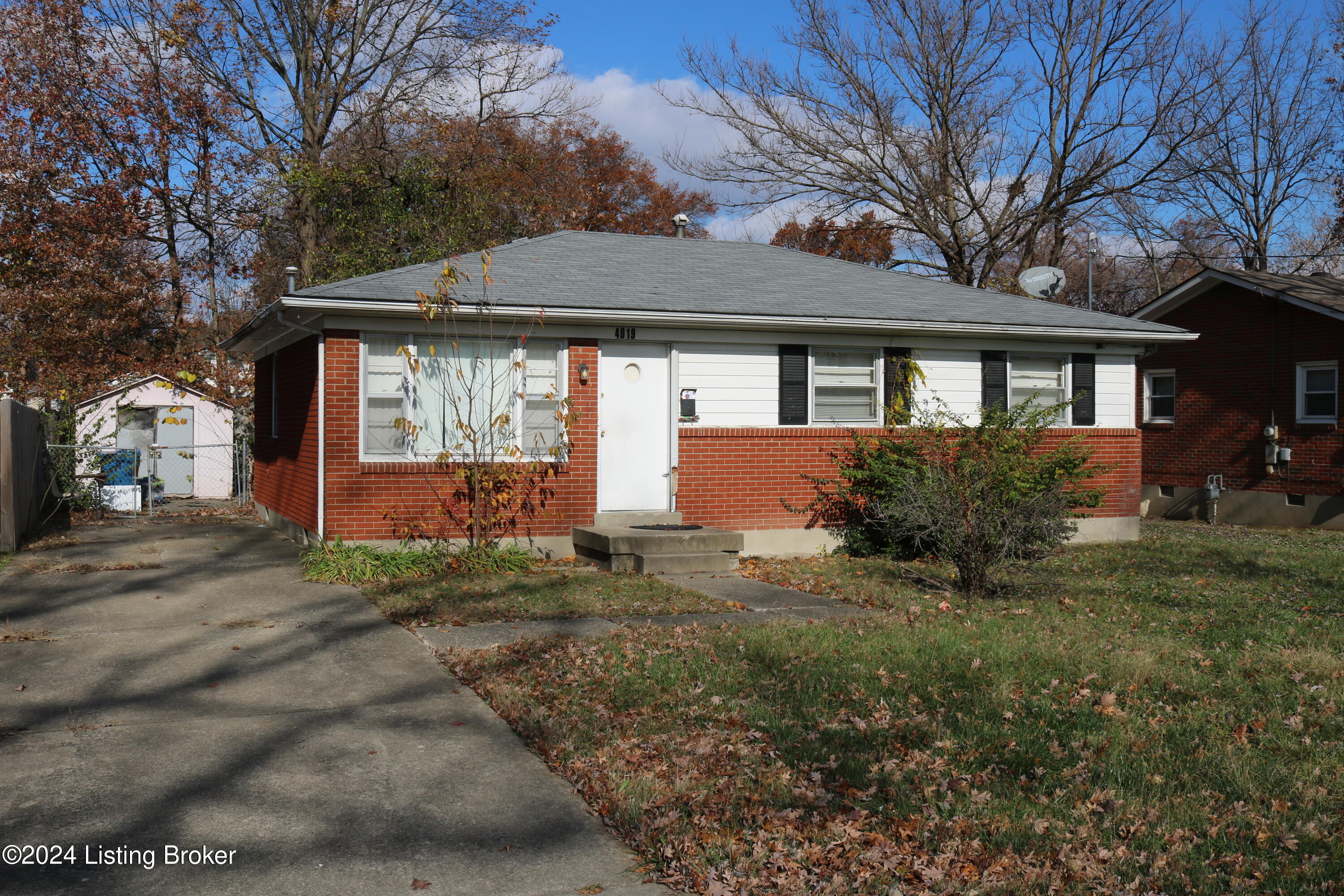 4019 Retreat Road Louisville, KY 40219 - Photo 1 of 12 IMG_1282