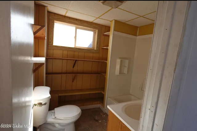 $265,000 | 3081 6th Avenue, Troy, NY 12180