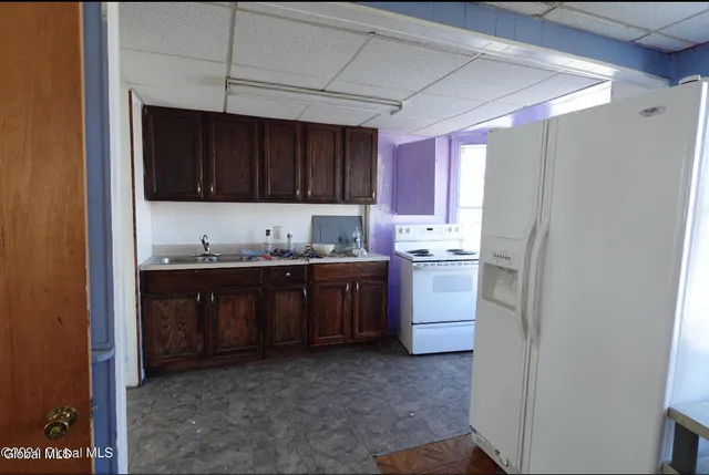 $265,000 | 3081 6th Avenue, Troy, NY 12180