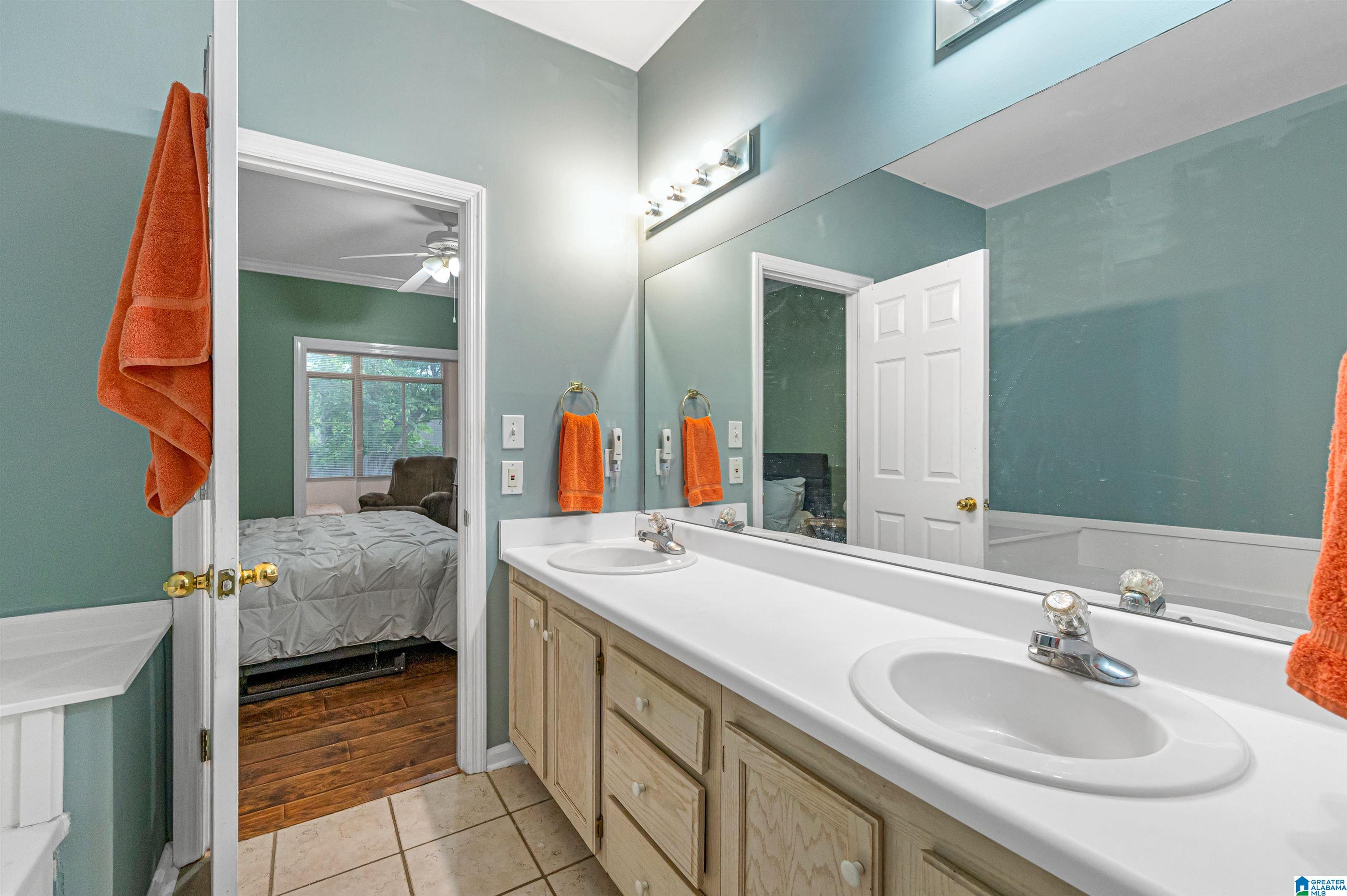 140 Timberleaf Circle Alabaster, AL 35007 - Photo 17 of 30