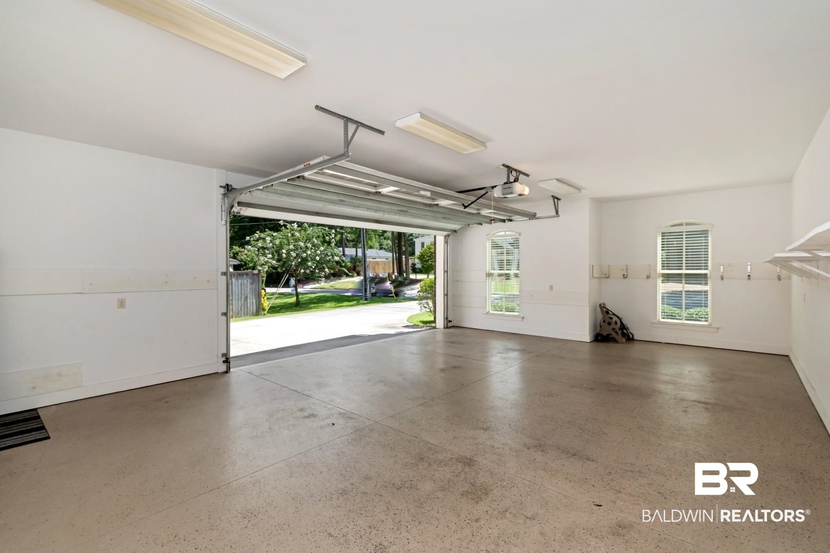 311 Wacker Lane North Mobile, AL 36608 - Photo 28 of 37 Garage