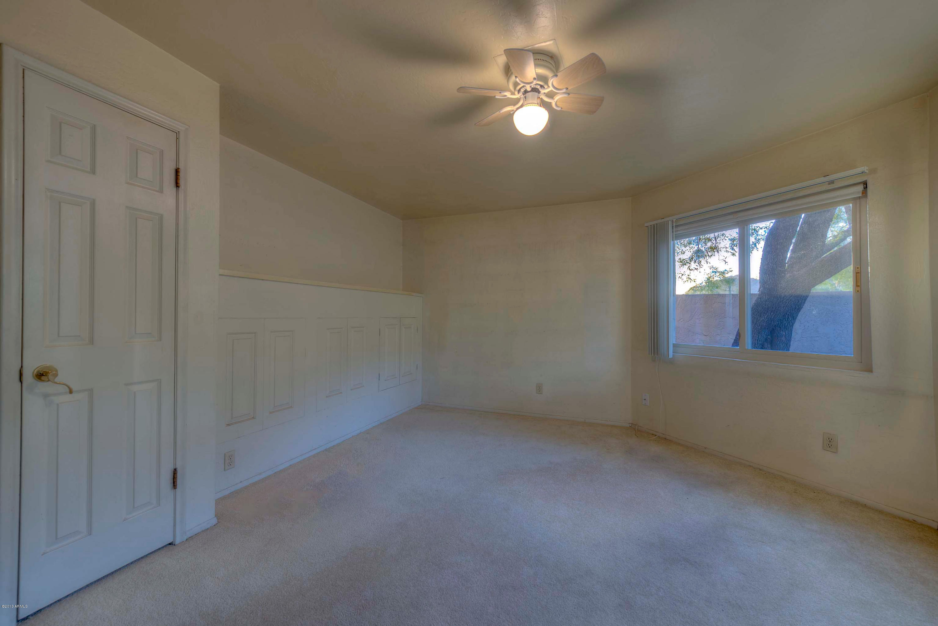 5353 East Rockridge Road Phoenix, AZ 85018 - Photo 15 of 24 013_Office or Den