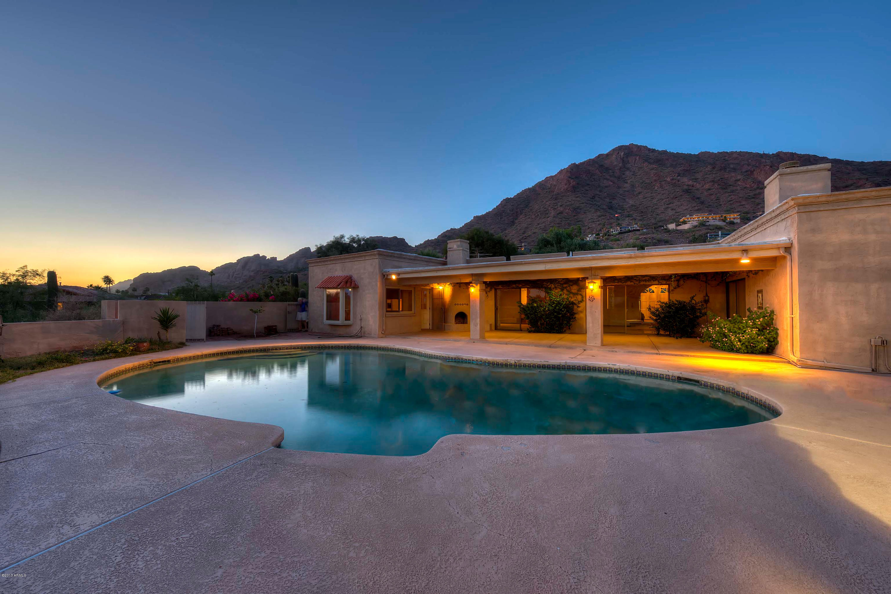 5353 East Rockridge Road Phoenix, AZ 85018 - Photo 7 of 24 023_Sunset