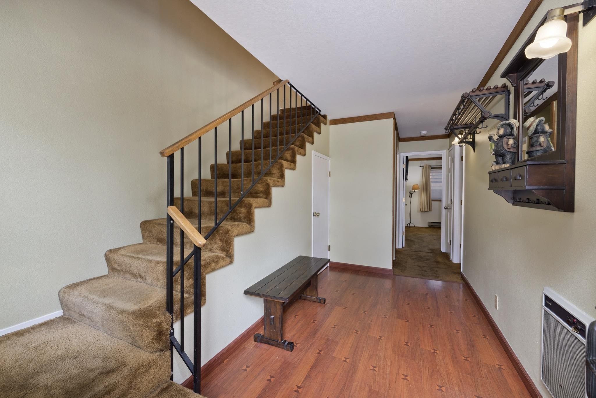 484 Manzanita Road, Unit 16 Mammoth Lakes, CA 93546 - Photo 5 of 34 a view of entryway with wooden floor