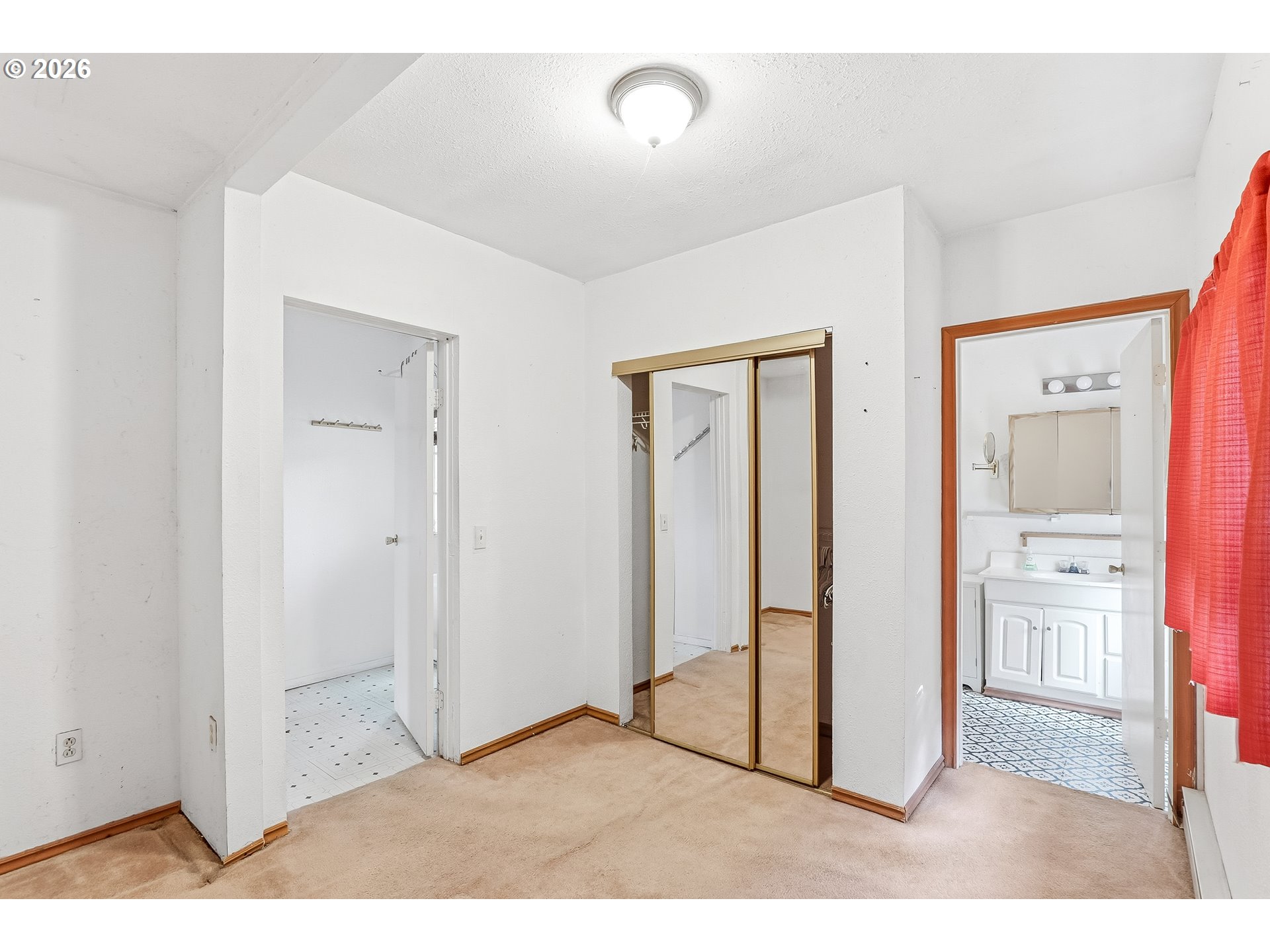 12510 Southeast Raymond Street Portland, OR 97236 - Photo 14 of 21