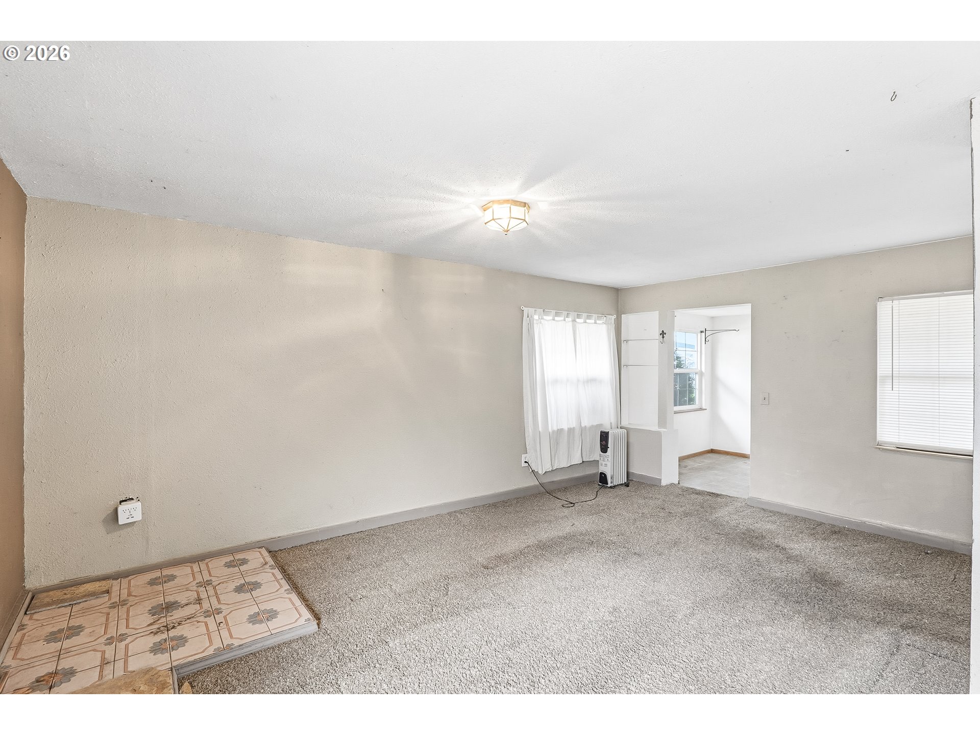 12510 Southeast Raymond Street Portland, OR 97236 - Photo 4 of 21