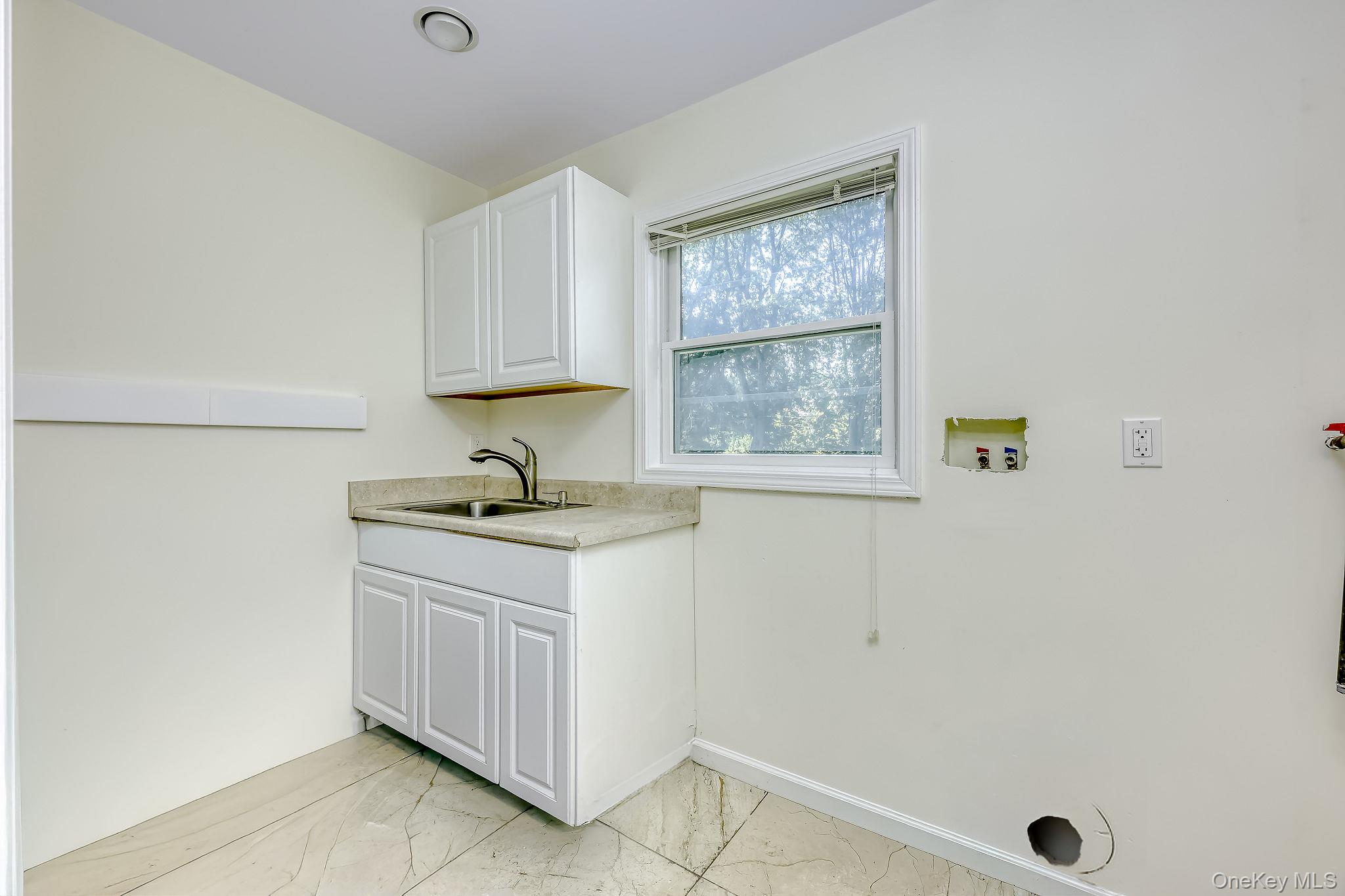 32 Wilder Road Monsey, NY 10952 - Photo 12 of 35