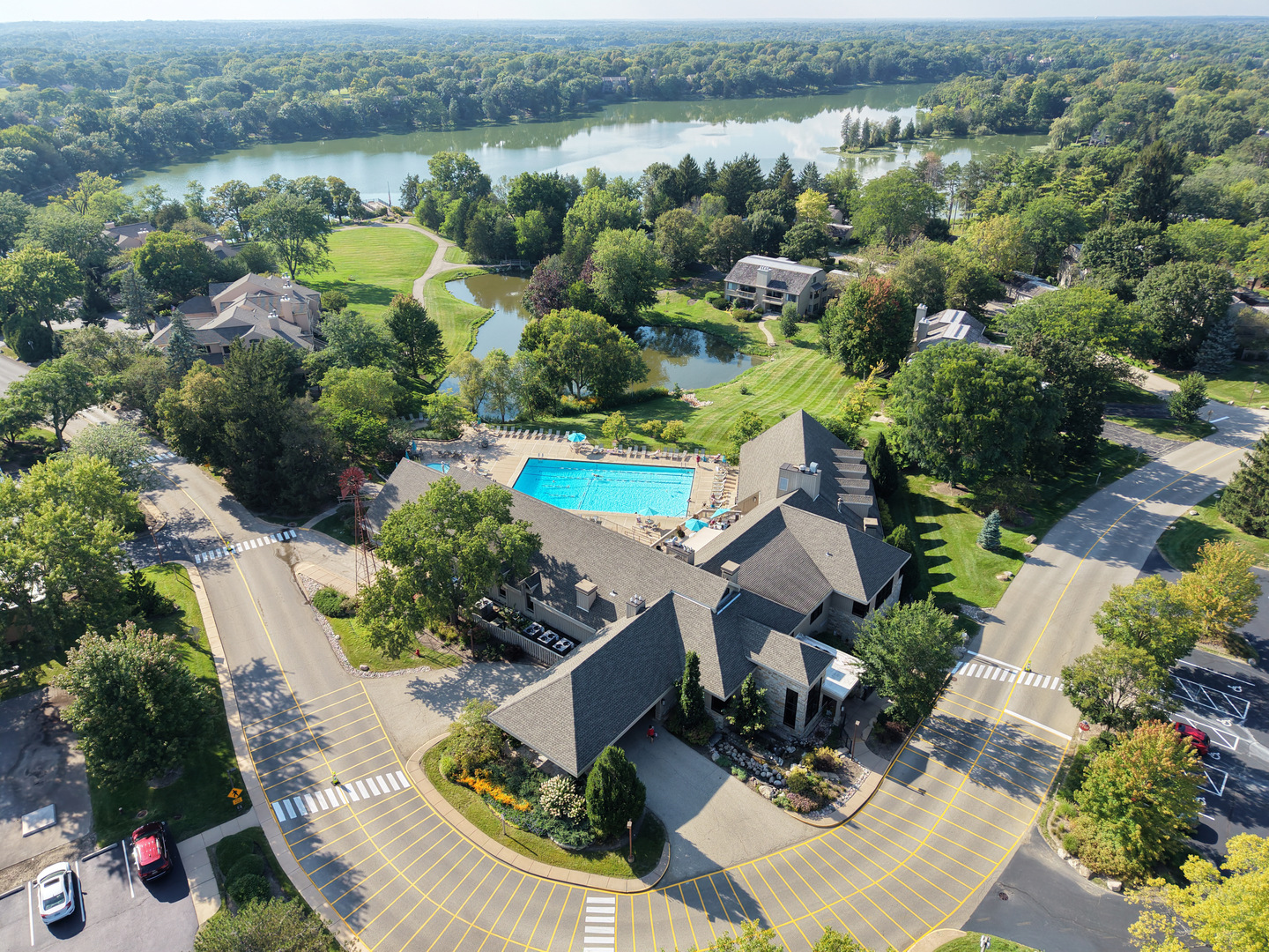 25 Shoreline Road, Unit B Lake Barrington, IL 60010 - Photo 22 of 30 Gallery Image 22