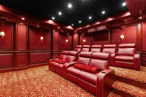 $30,000,000 | 2716 Aqua Vista Boulevard, Fort Lauderdale, FL 33301