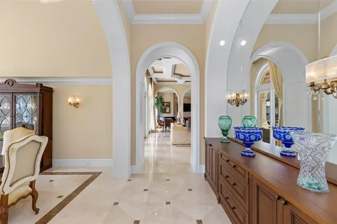 $30,000,000 | 2716 Aqua Vista Boulevard, Fort Lauderdale, FL 33301