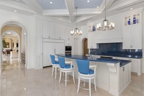 $30,000,000 | 2716 Aqua Vista Boulevard, Fort Lauderdale, FL 33301