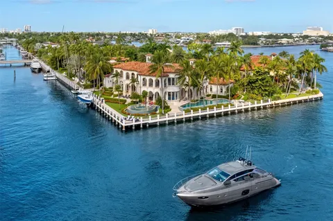 $30,000,000 | 2716 Aqua Vista Boulevard, Fort Lauderdale, FL 33301