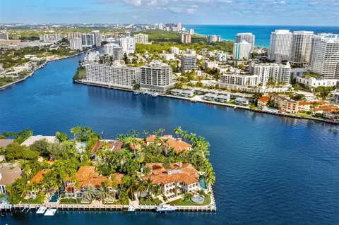 $30,000,000 | 2716 Aqua Vista Boulevard, Fort Lauderdale, FL 33301