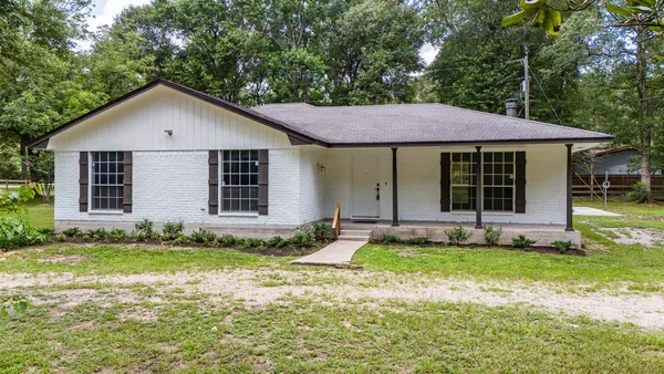 $1,875 | 13400 Nicholson Road, Conroe, TX 77303